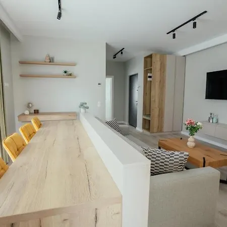 Maiava Apartment *